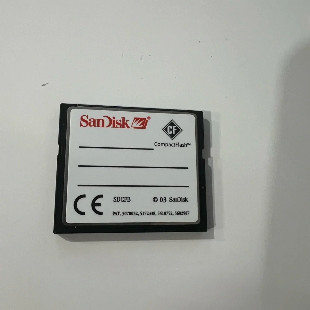 San Disk 512MB CompactFlash Memory Card - Blue/Red - Picture 2 of 2